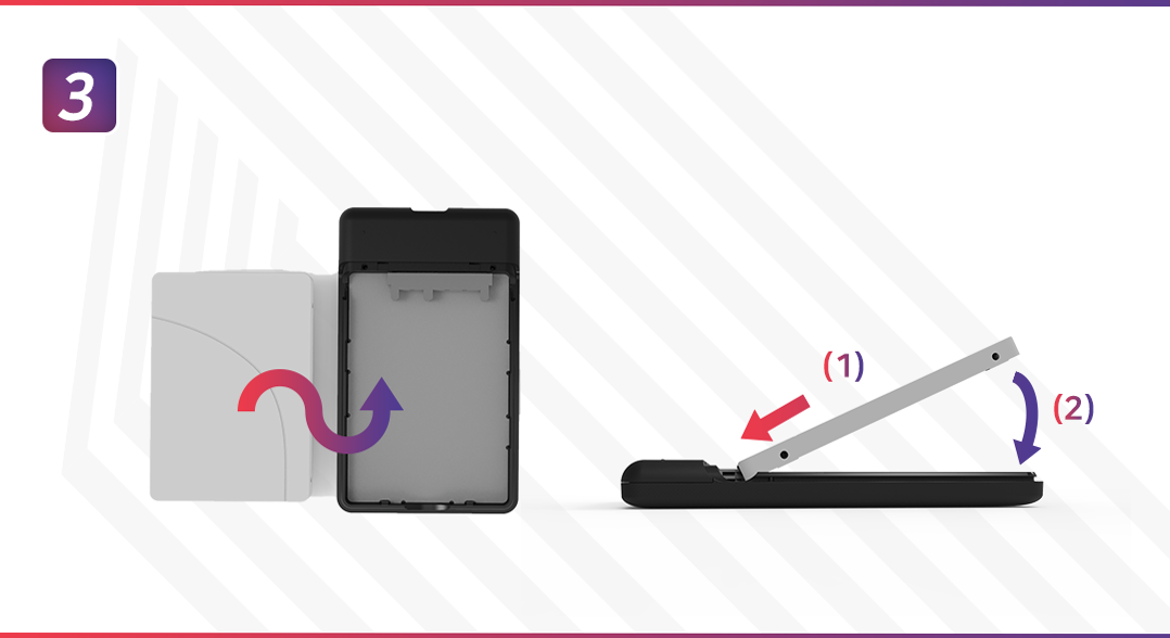 Inserting the SSD/HDD into SATA port